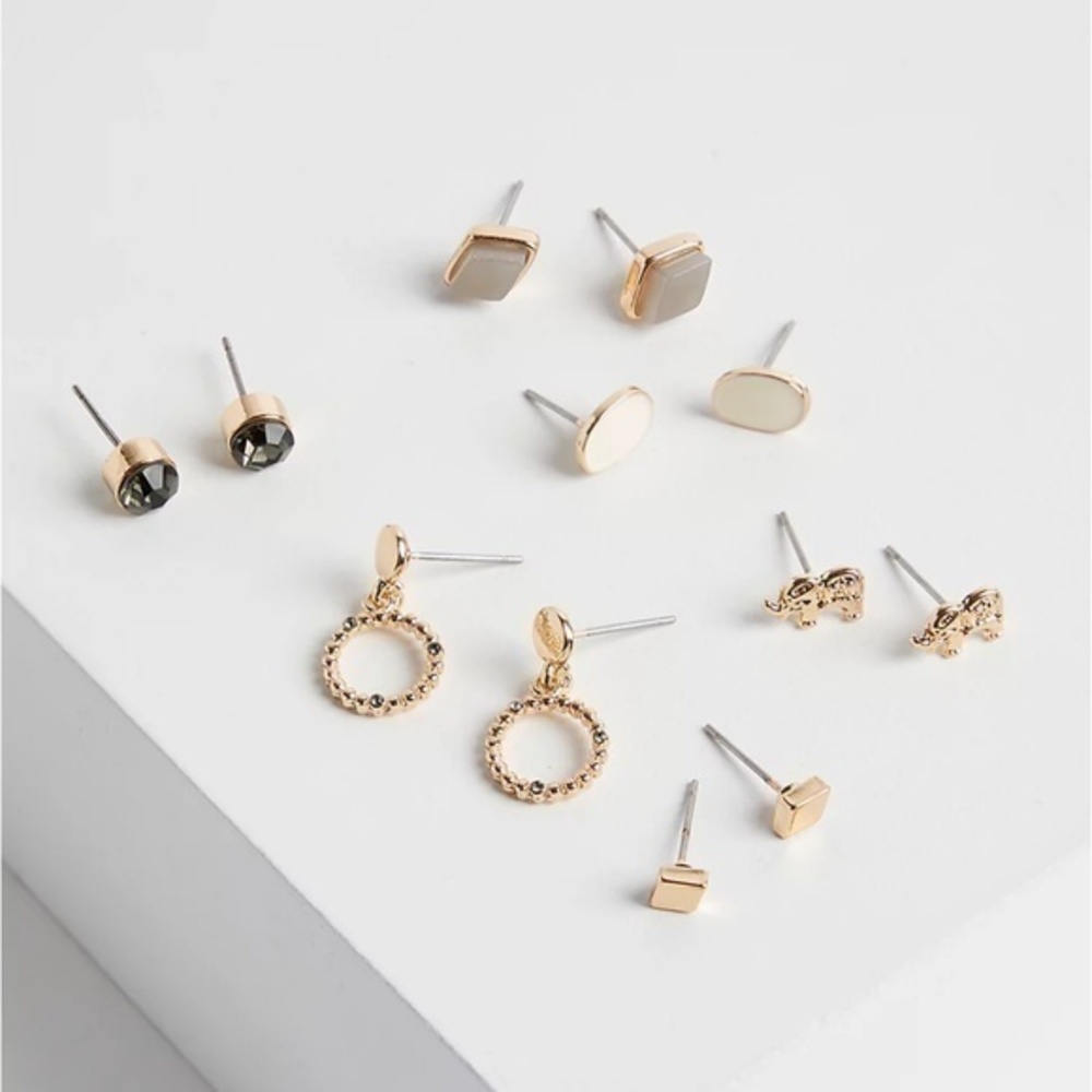3/$25 Torrid Set of 6 Gold Tone Stud Earrings